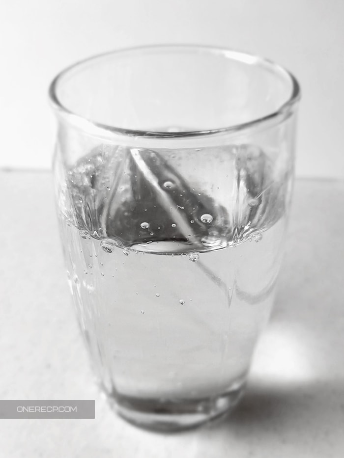 A glass of carbonated water