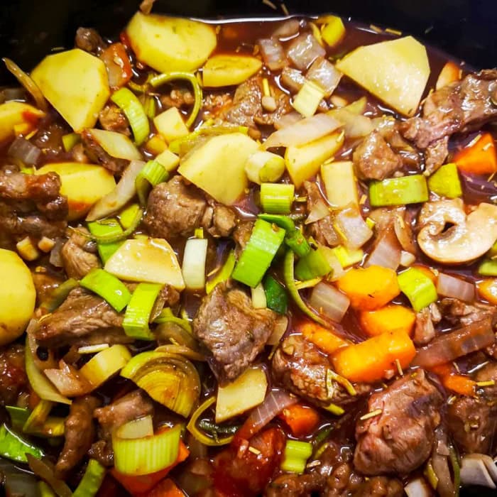 23 Beef Stew Crock Pot Recipes: Delicious Ideas for Comforting Meals