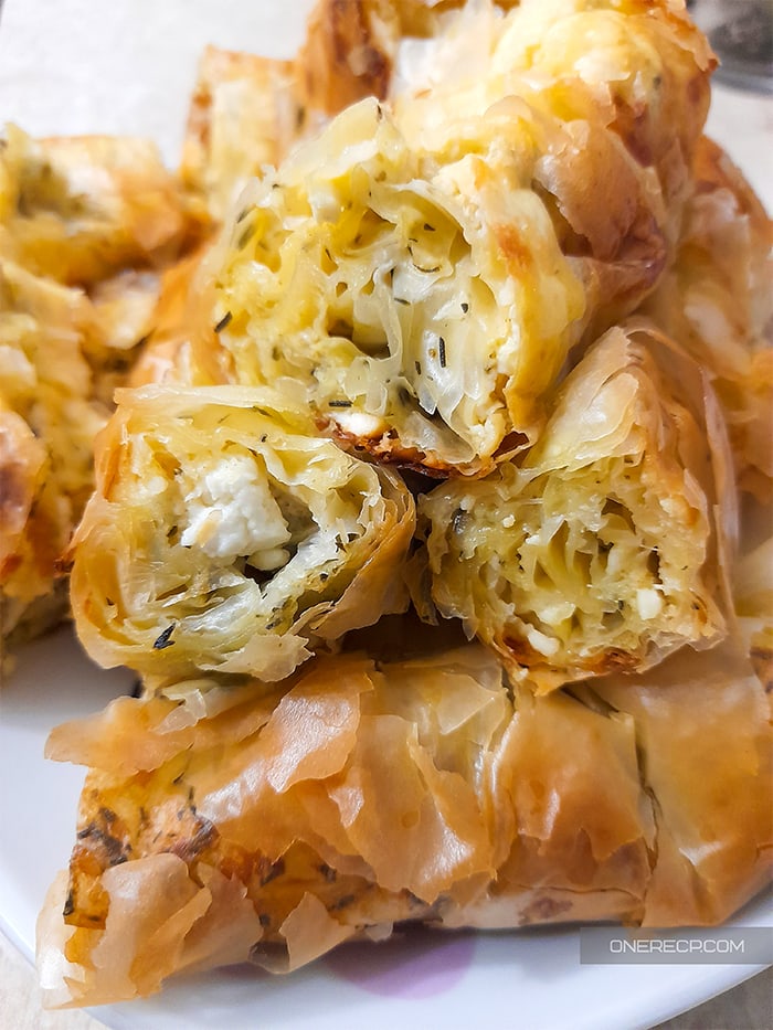 Four pieces of banitsa served on a plate