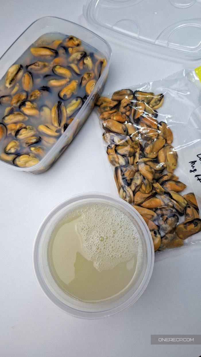 Cooked mussels frozen with broth, without broth, and mussel broth separately