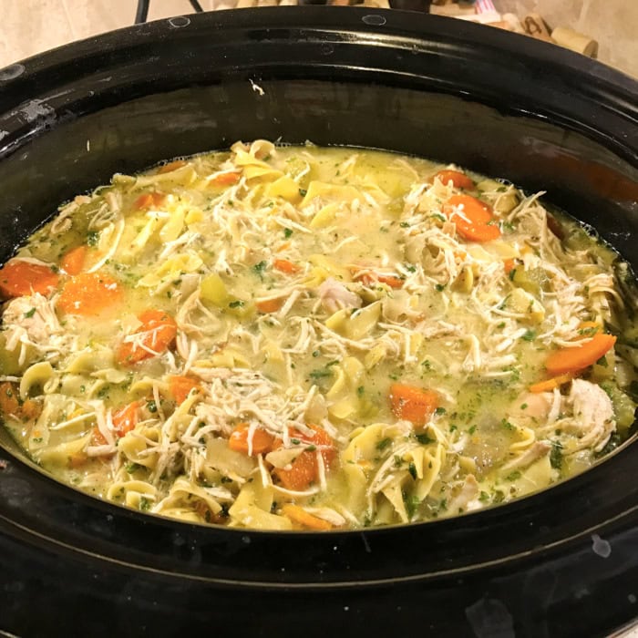 23 Crockpot Chicken Soup Recipes: Delicious and Easy Meal Ideas