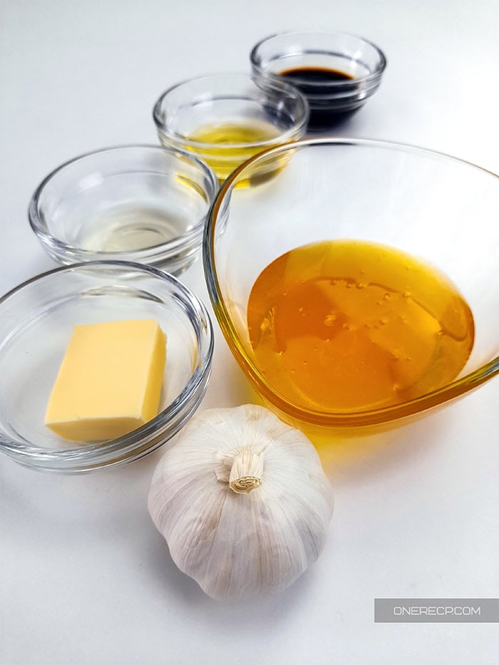 Ingredients for honey garlic sauce