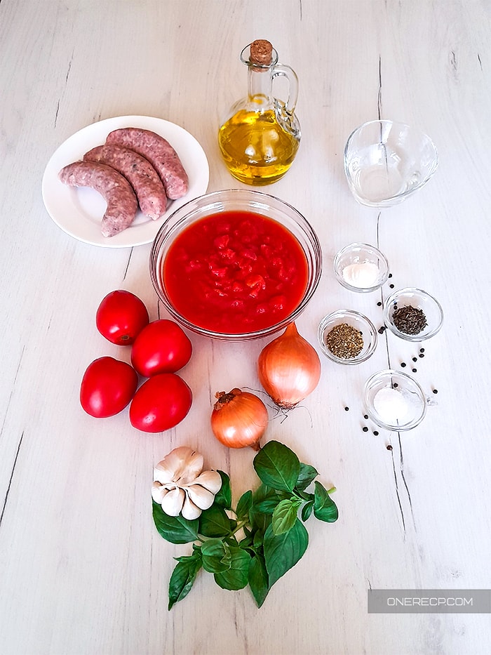 Ingredients for spaghetti sauce without tomato paste